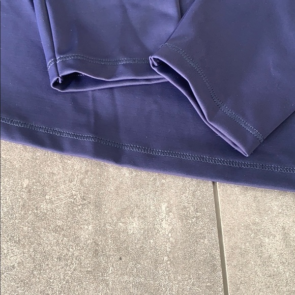 L.L. Bean Sun-blocking Rash-guard Top ππ»ββοΈ NWT - Picture 5 of 8